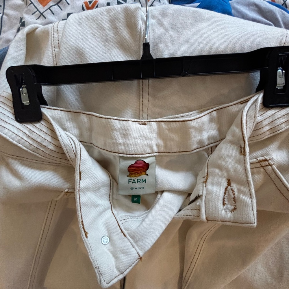 Farm Rio
Belted Wide-Leg Twill Pants - Picture 14 of 14